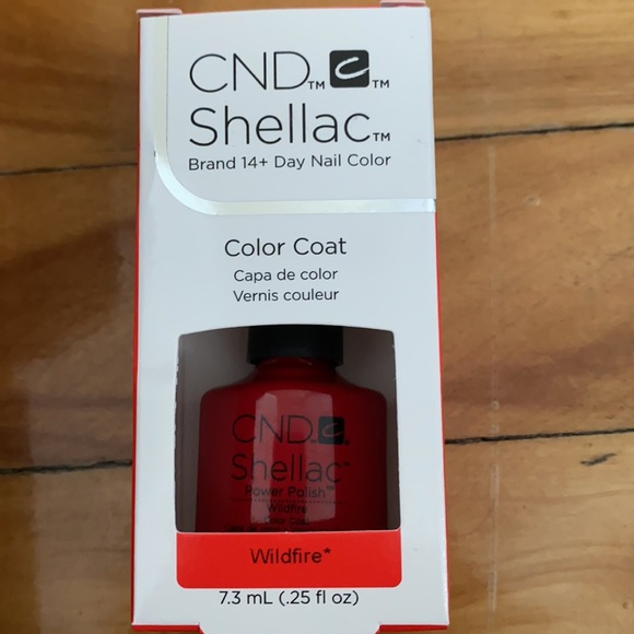 CND Shellac color coat - Picture 2 of 3